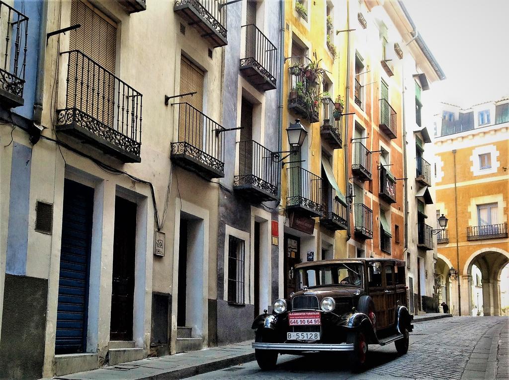 A.T. Casco Antiguo III Appartement Cuenca  Buitenkant foto
